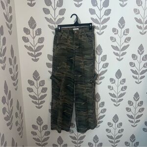 Angel Kiss women’s Green Camouflage Cargo Pants